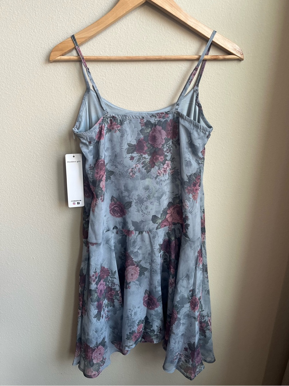 Madden Girl Dusty Blue Floral Spaghetti-Strap Mini Dress Party Graduation - Picture 3 of 3